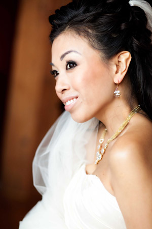 Wedding Photography | Melissa Diep Photography | Chicago and Destination Wedding Photographer | Lifestyle Photography bio picture